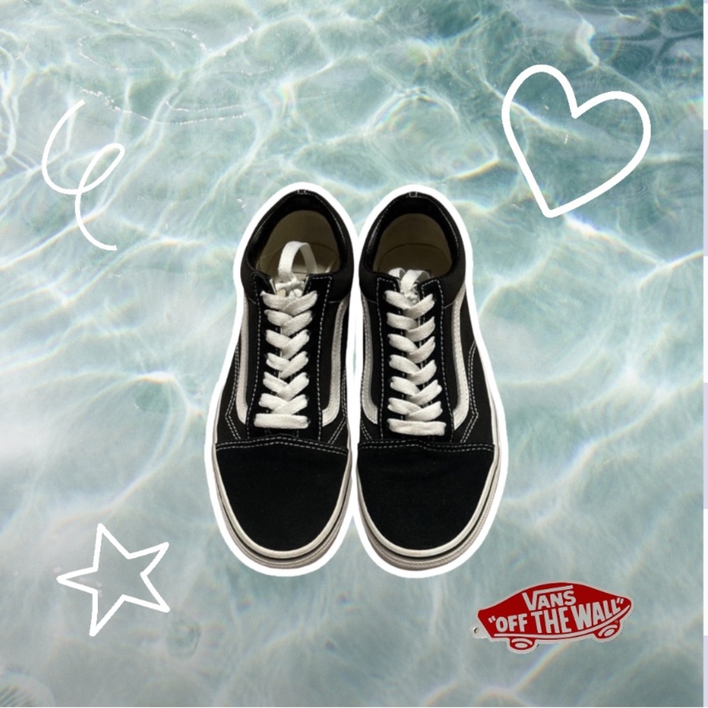 Vans Off The Wall Old Skool Sneakers With Sticker